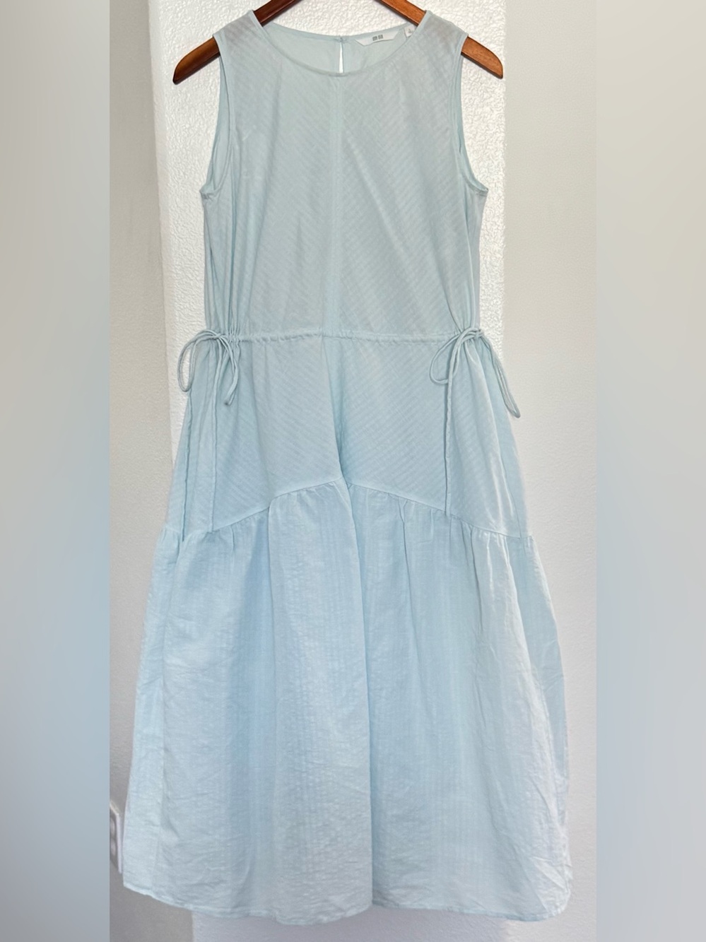 Uniqlo Light Blue Sleeveless Linen Blend Tiered Dress